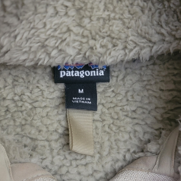 Patagonia 1/2 Zip Fuzzy Furry Jacket Size Medium - Picture 5 of 11